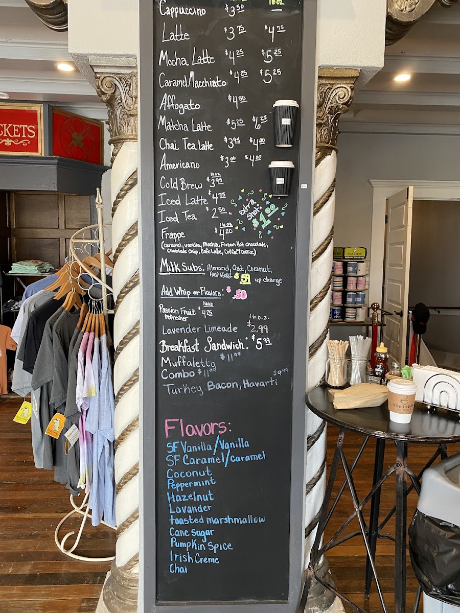 The Lobby Coffee Shop - 4