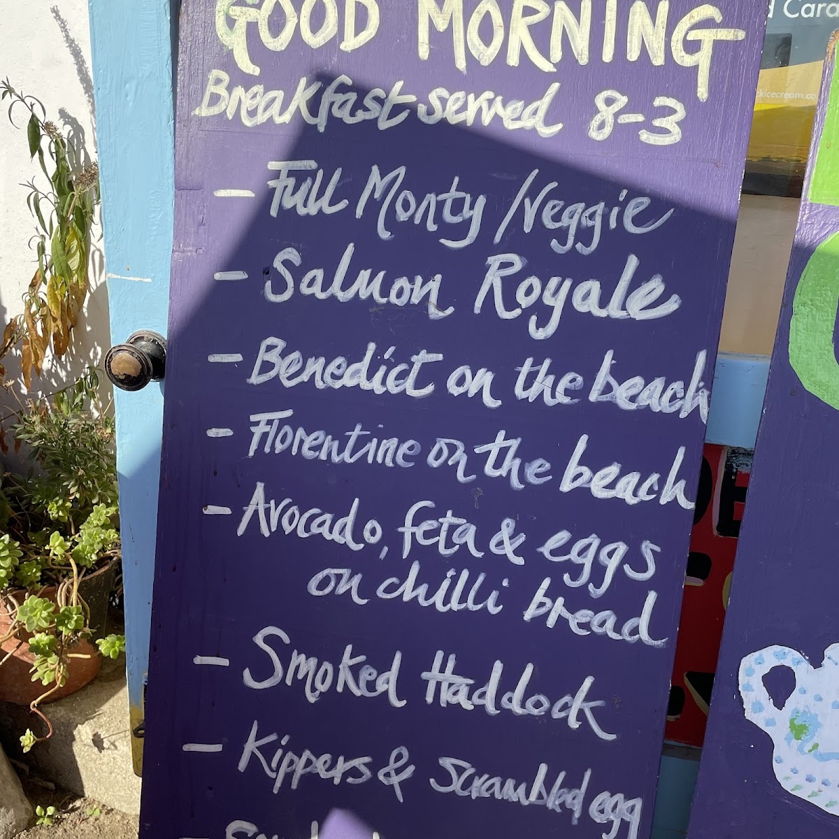 The Beach House Cafe - 5