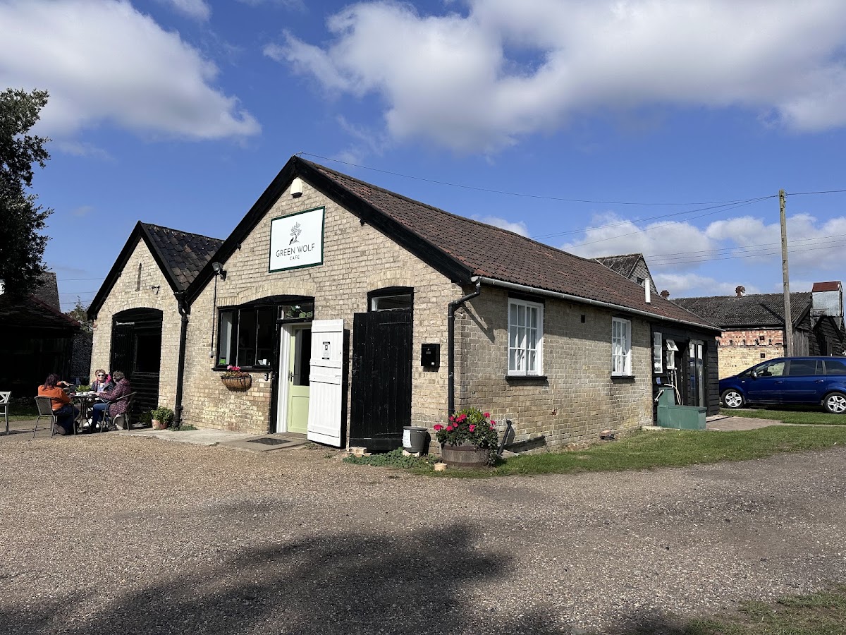 Green Wolf Cafe - 4