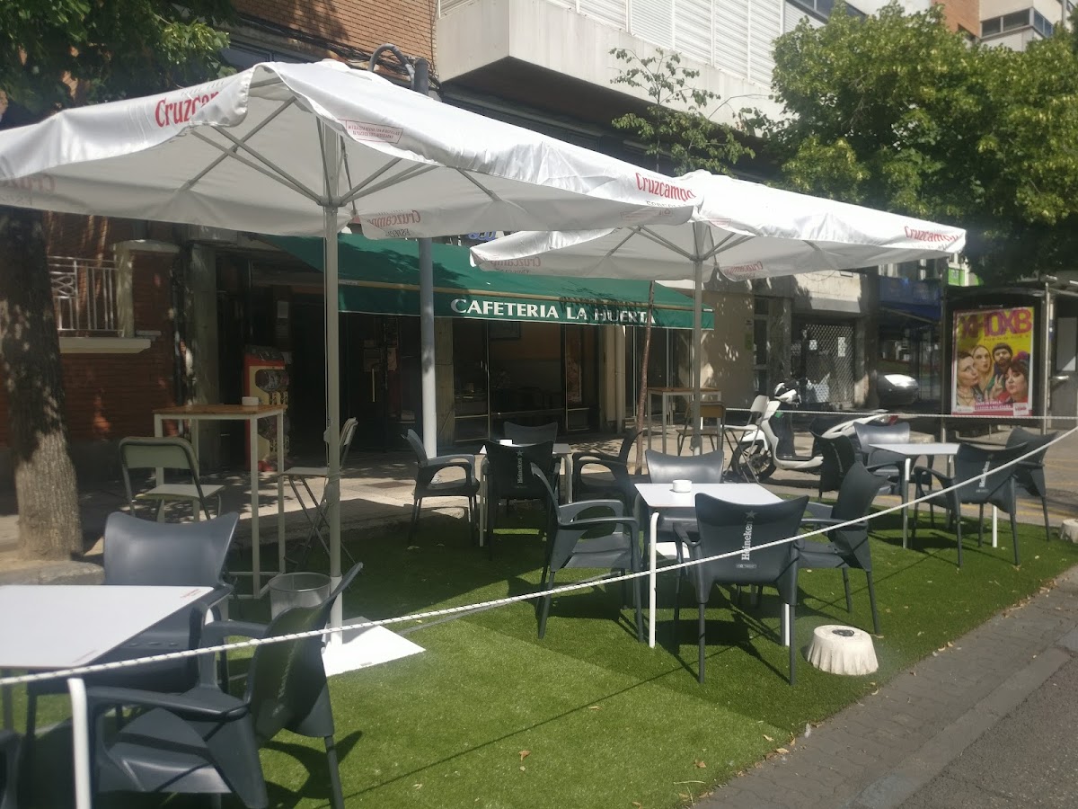 Cafeteria La Huerta - 3