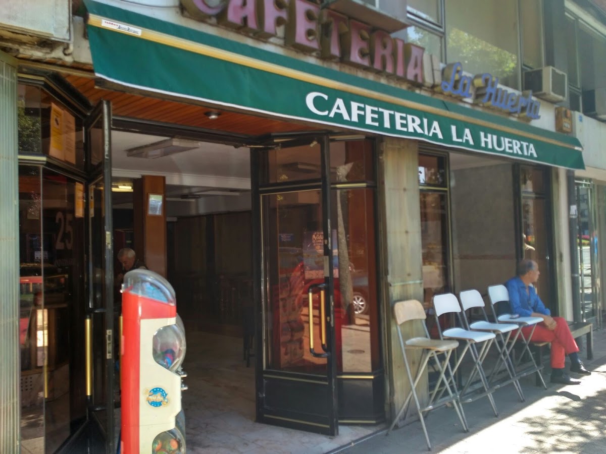 Cafeteria La Huerta - 4