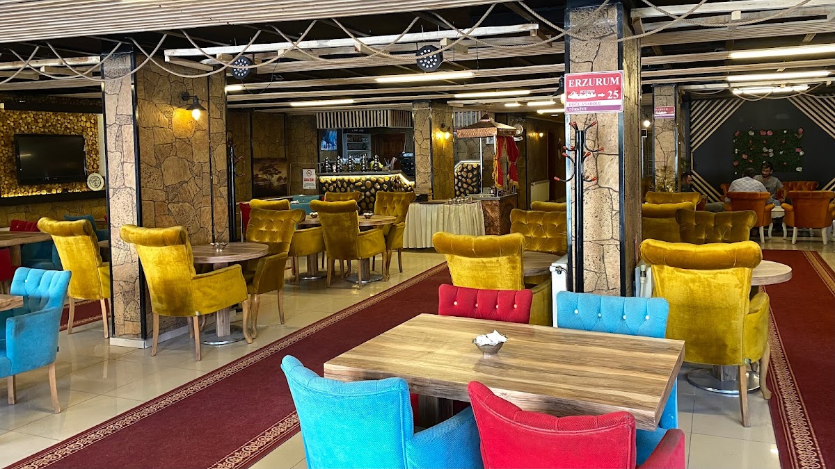 Tesadüf Cafe & Restaurant