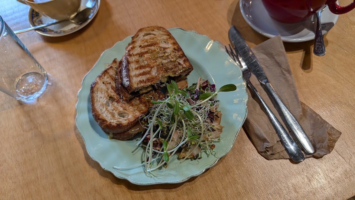 Cafe du Couvent - 5