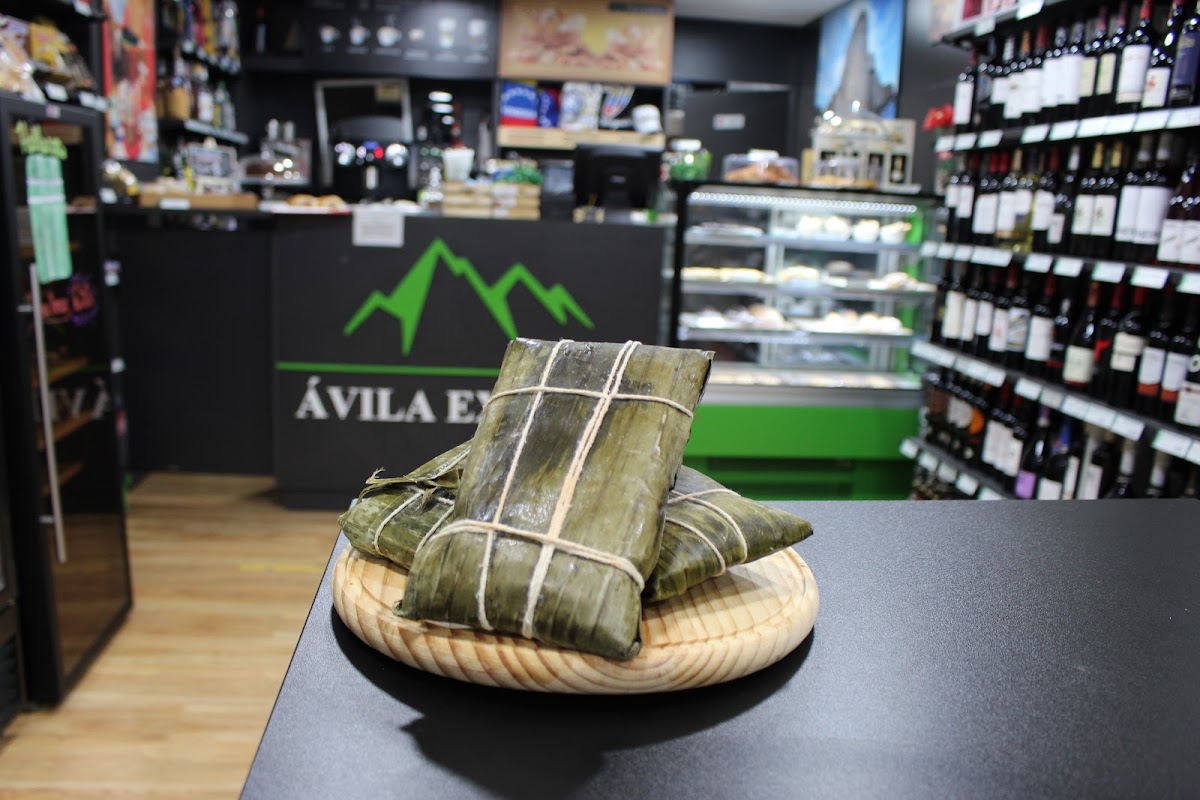 Market Ávila Express - Café Gourmet, Vinos y Alimentcion - 2