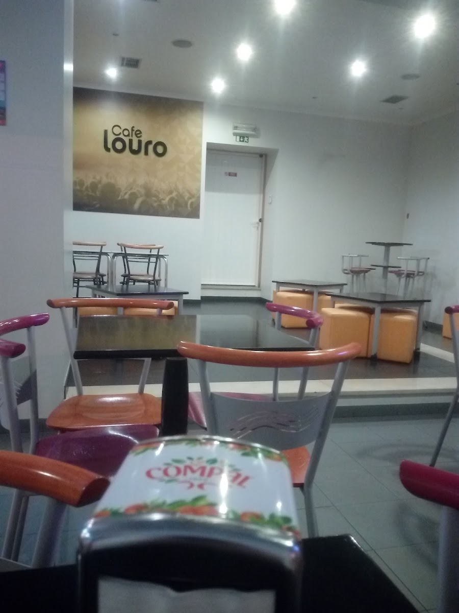 Cafe Louro - 2