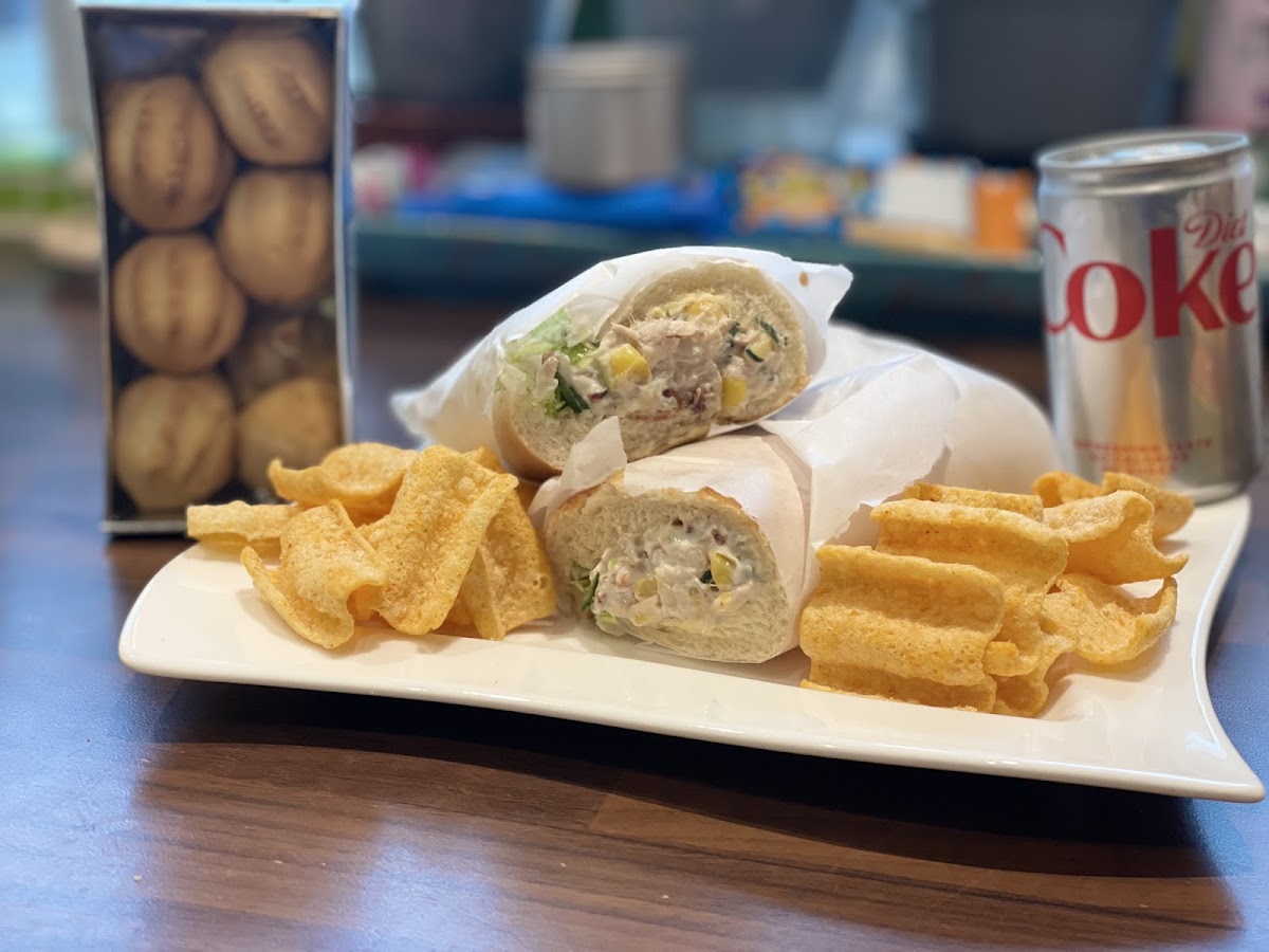 West Side Cafe And Sandwich Bar - 6