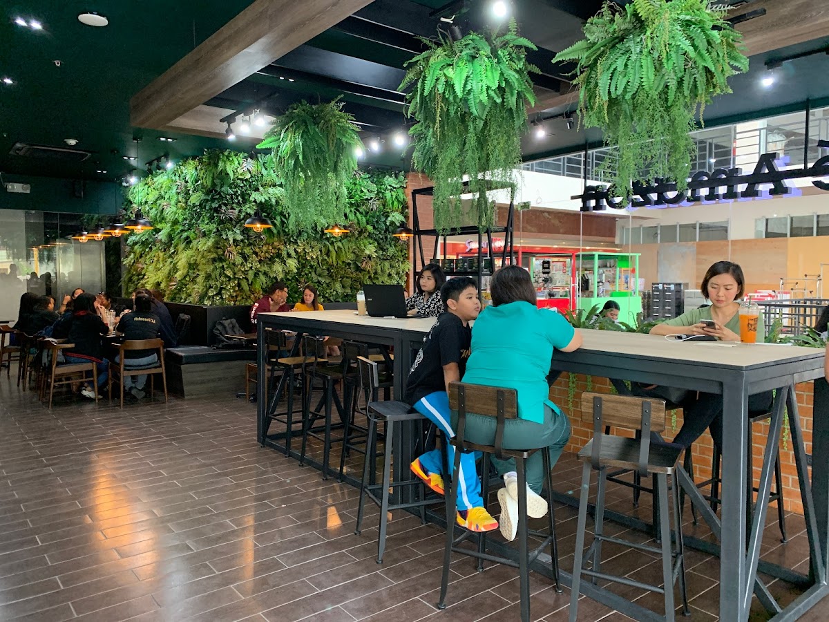 Café Amazon Tanauan