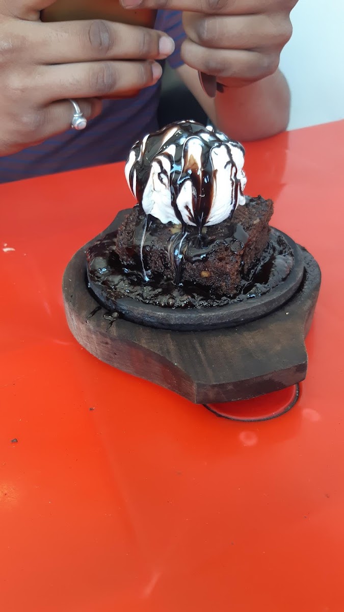 Cafe Creme Sangamner - 5