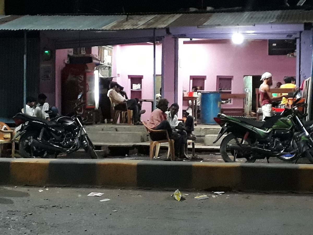 NANA TEA HOUSE SADDAM BHAI