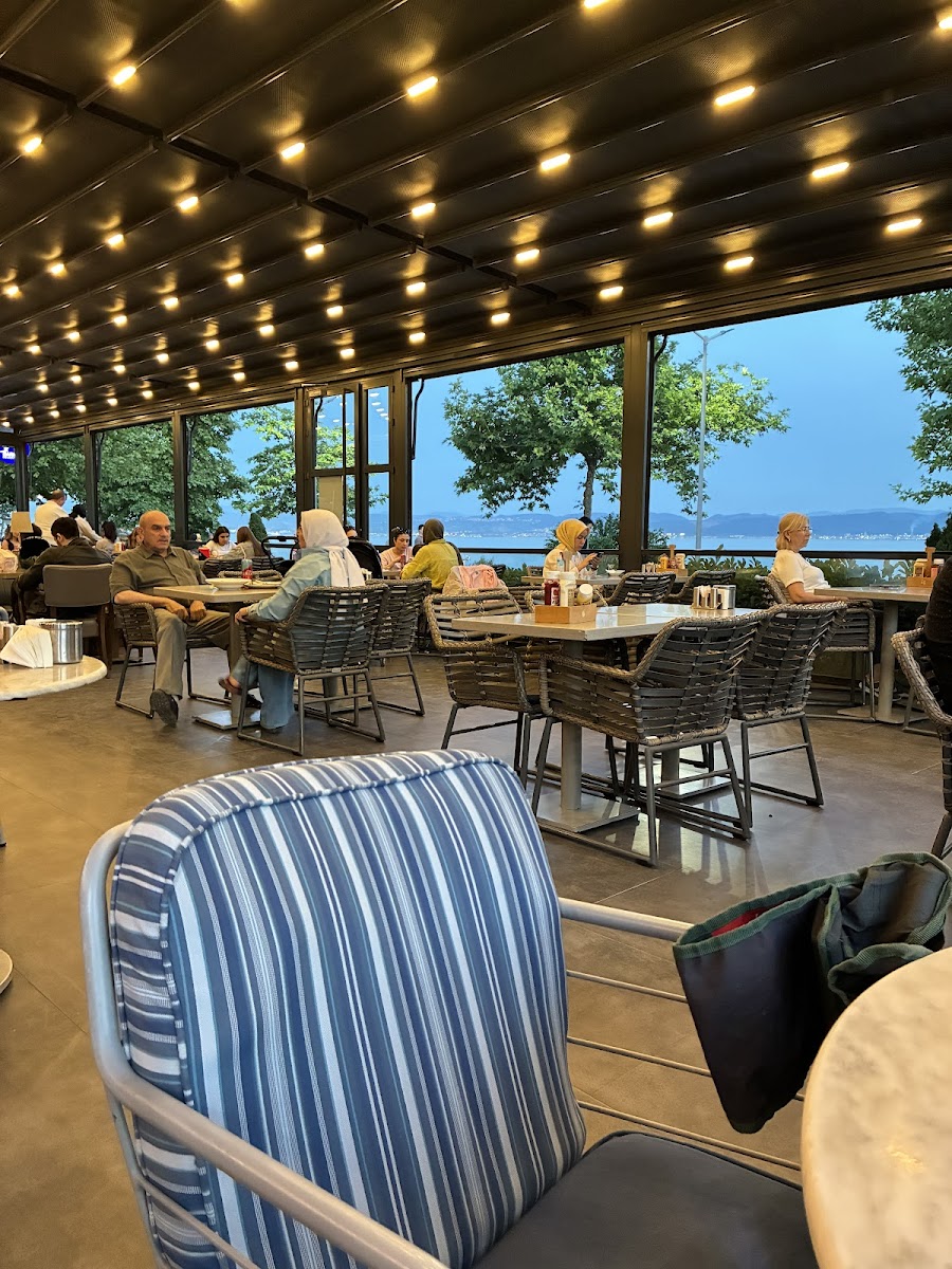 Darıca Belediyesi Hilal Bahçe Cafe