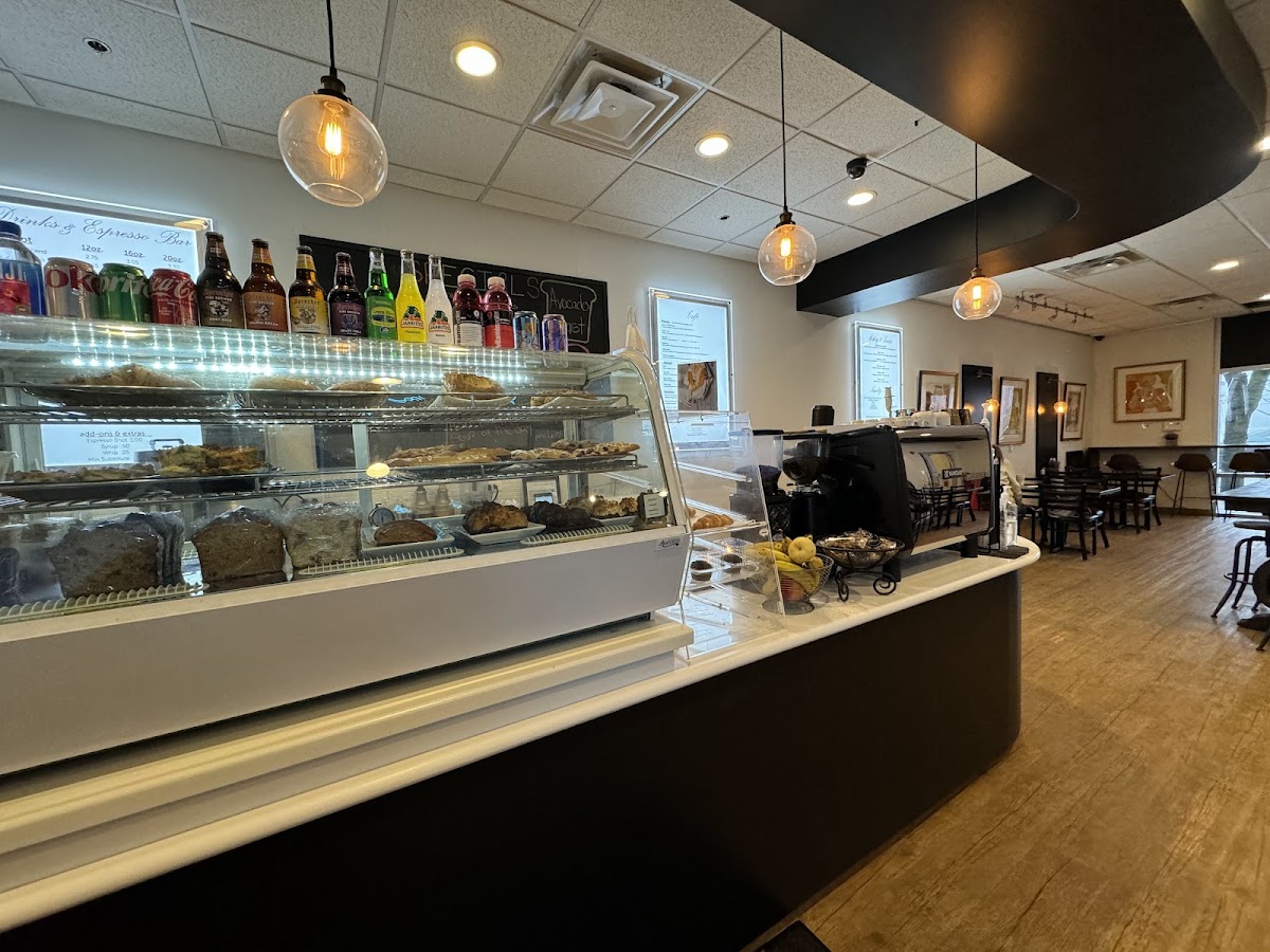 Momsy’s Cafe - 3