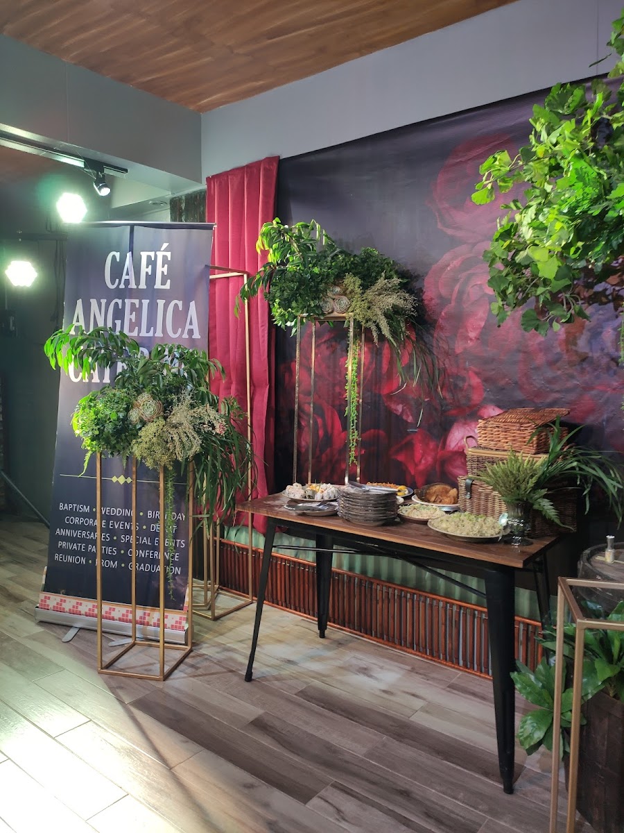Cafe Angelica