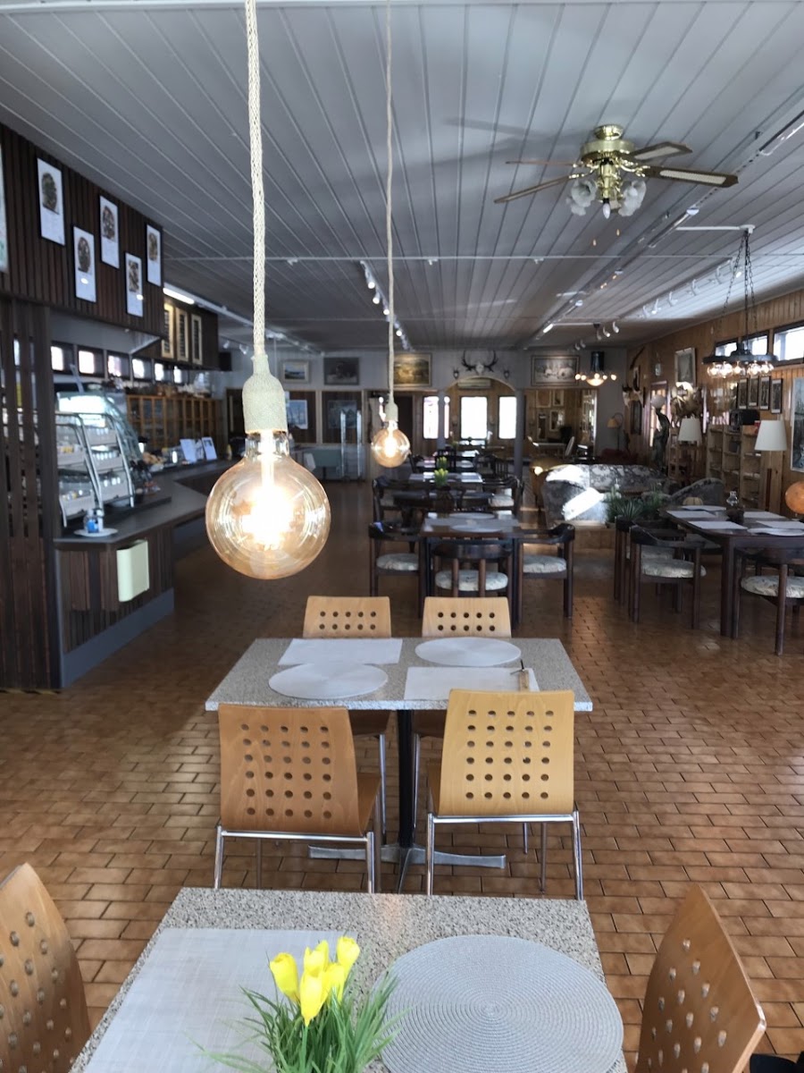 Historical CafeBar Route 6