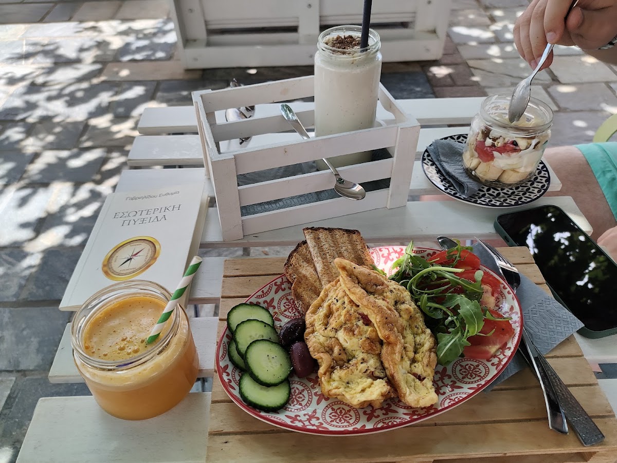 JUICES & BOOKS Vitamins for Body and Soul - 8