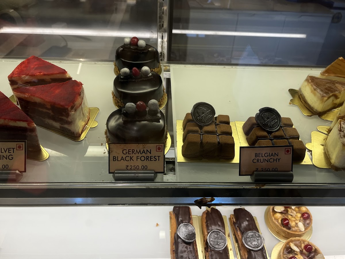 Patisserie Victoria - 5