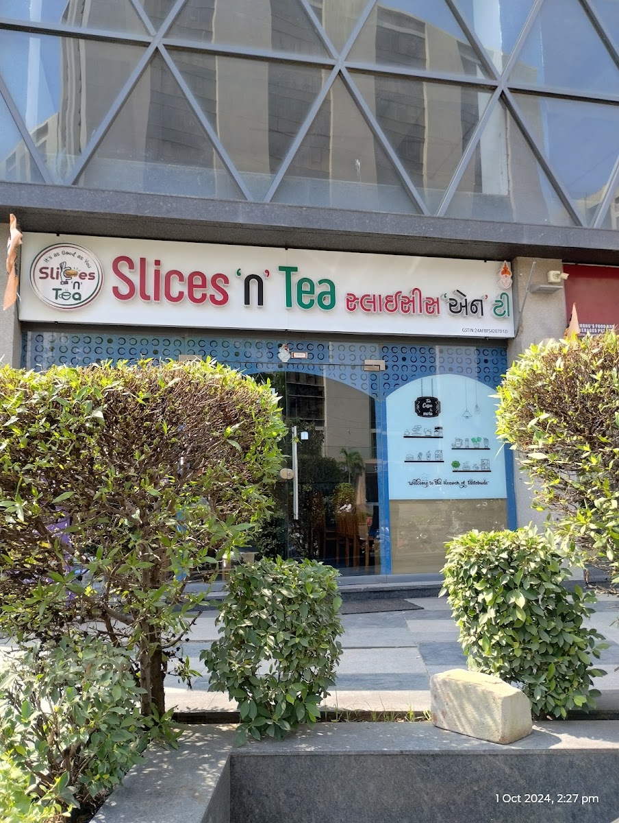 Slices 'n' Tea Cafe