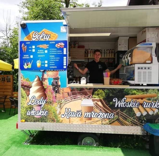 Słodki Gróniciek - lody, gofry, granity, kawa - 4