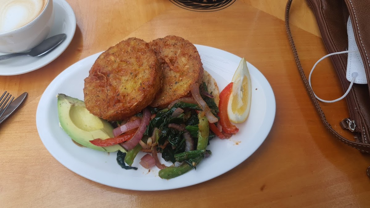 Manaaki on 25 Cafe - 3