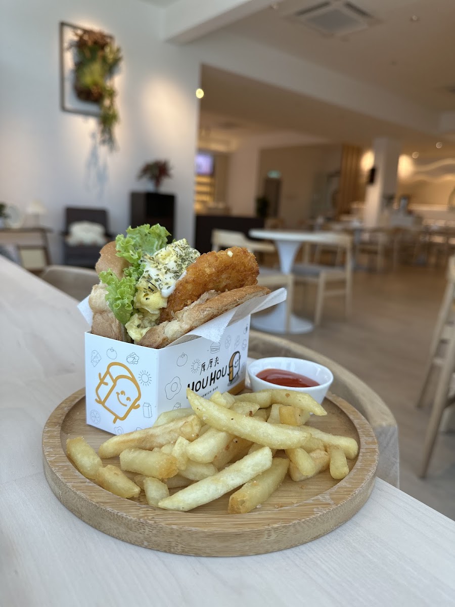 HouHou Sandwich Bar-Iconic Point - 3