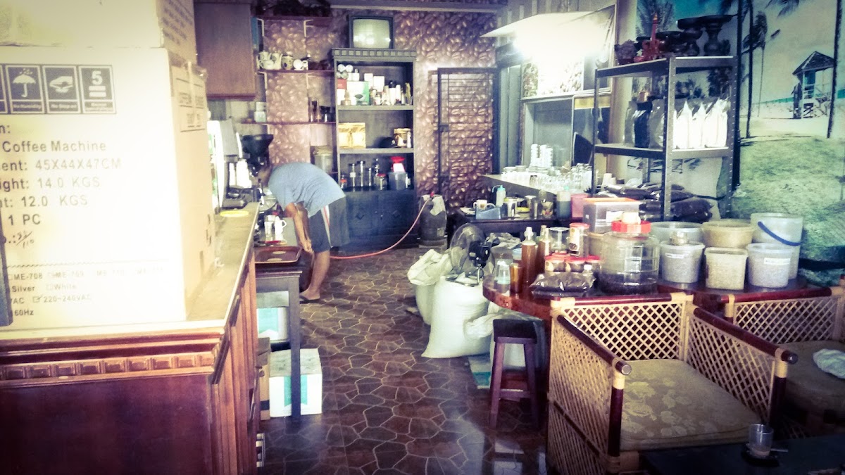Andini Cafe Shop (Coffee&Food)