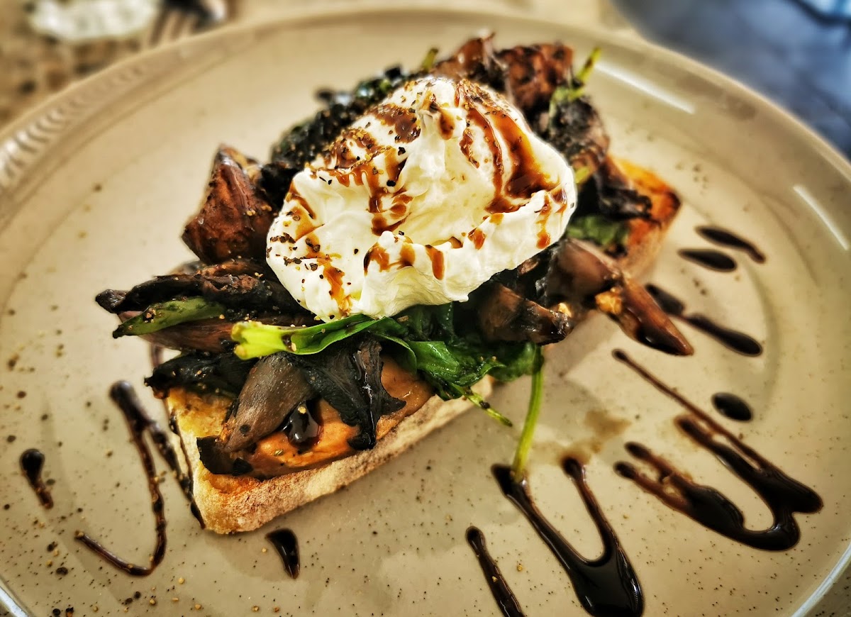 Strand View Cafe - 10