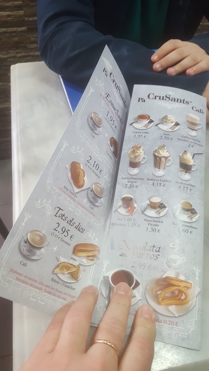 Cafeteria Cru Sants - 1