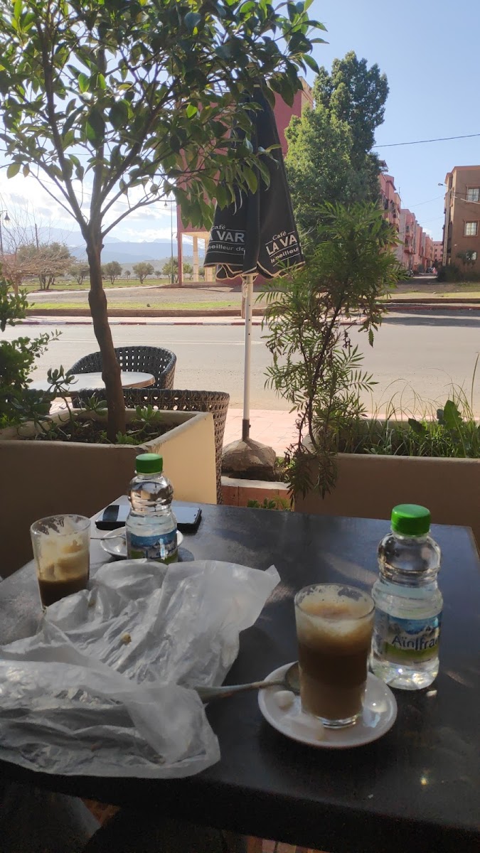 Cafe El Mouatamid - 5