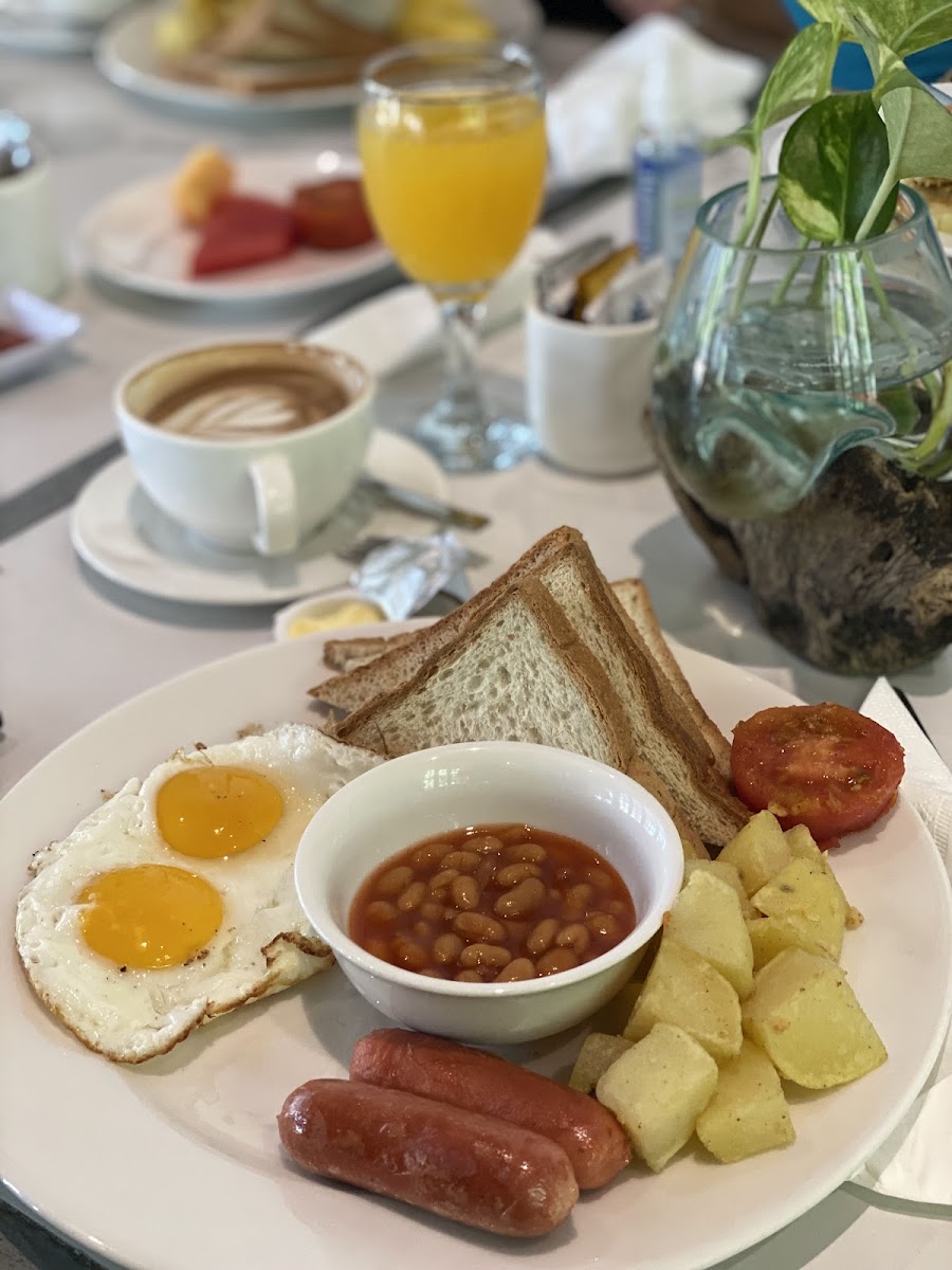 Coffee n Oven Kuta Beach - 3