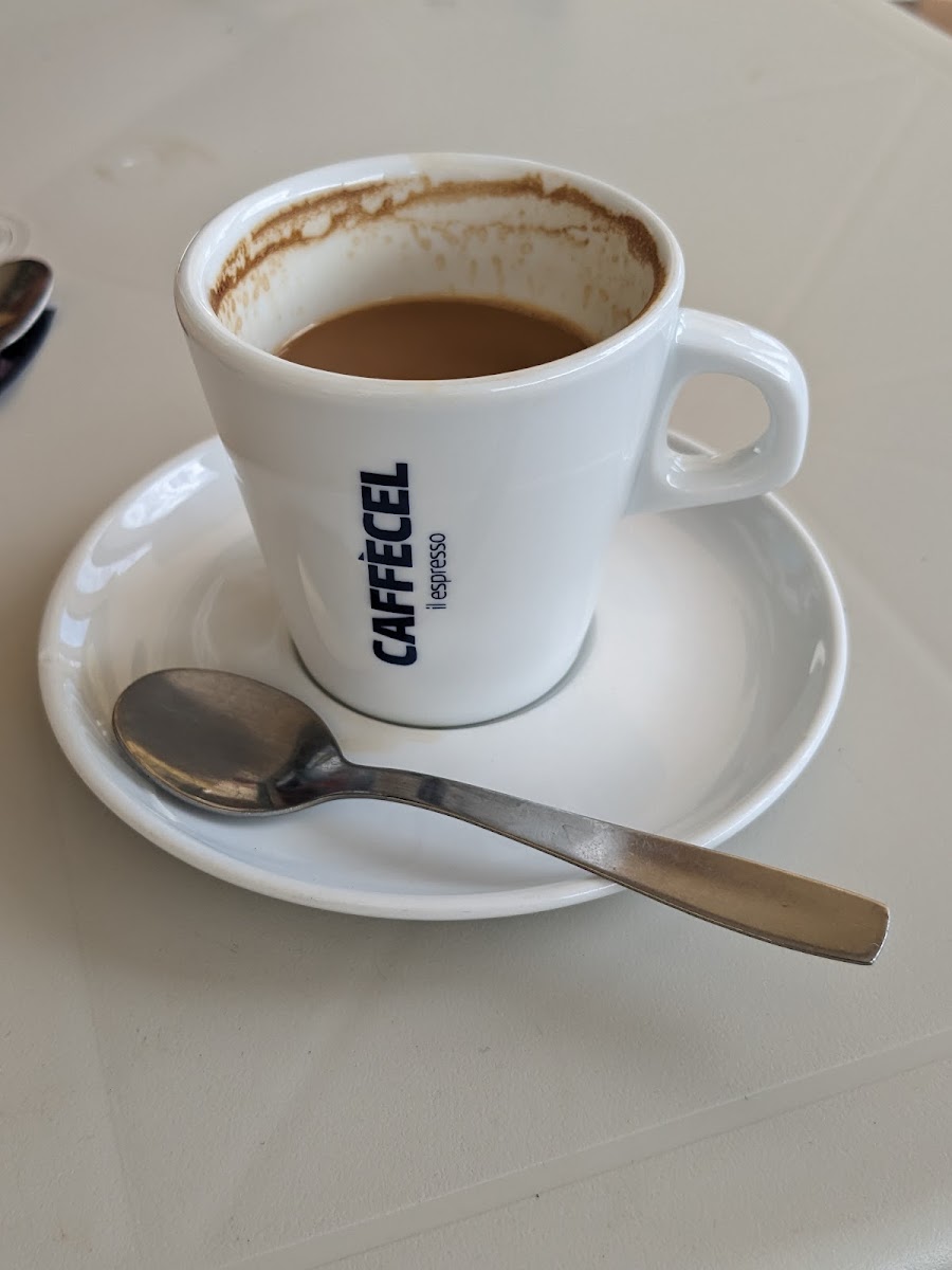 Pastelaria Delicia - 6