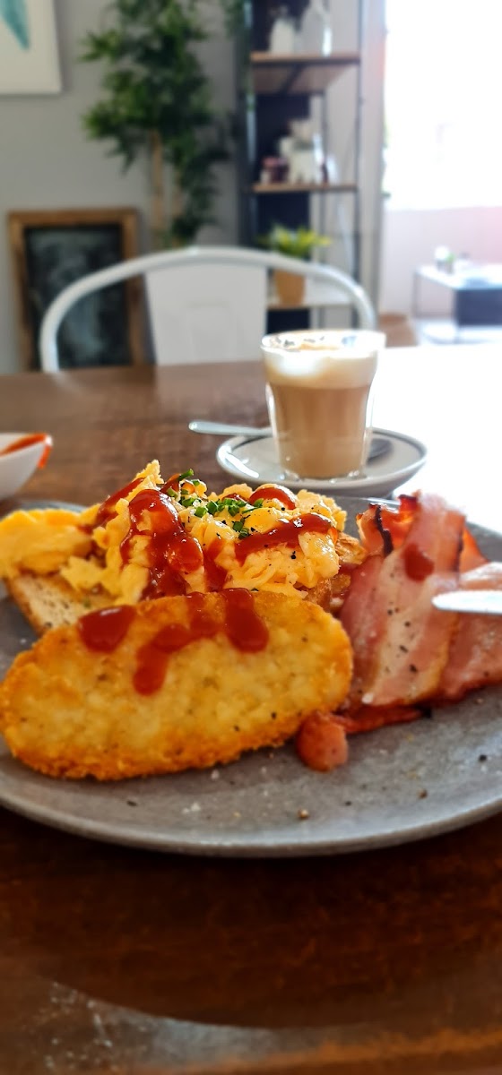 Willow & Jackson - 9