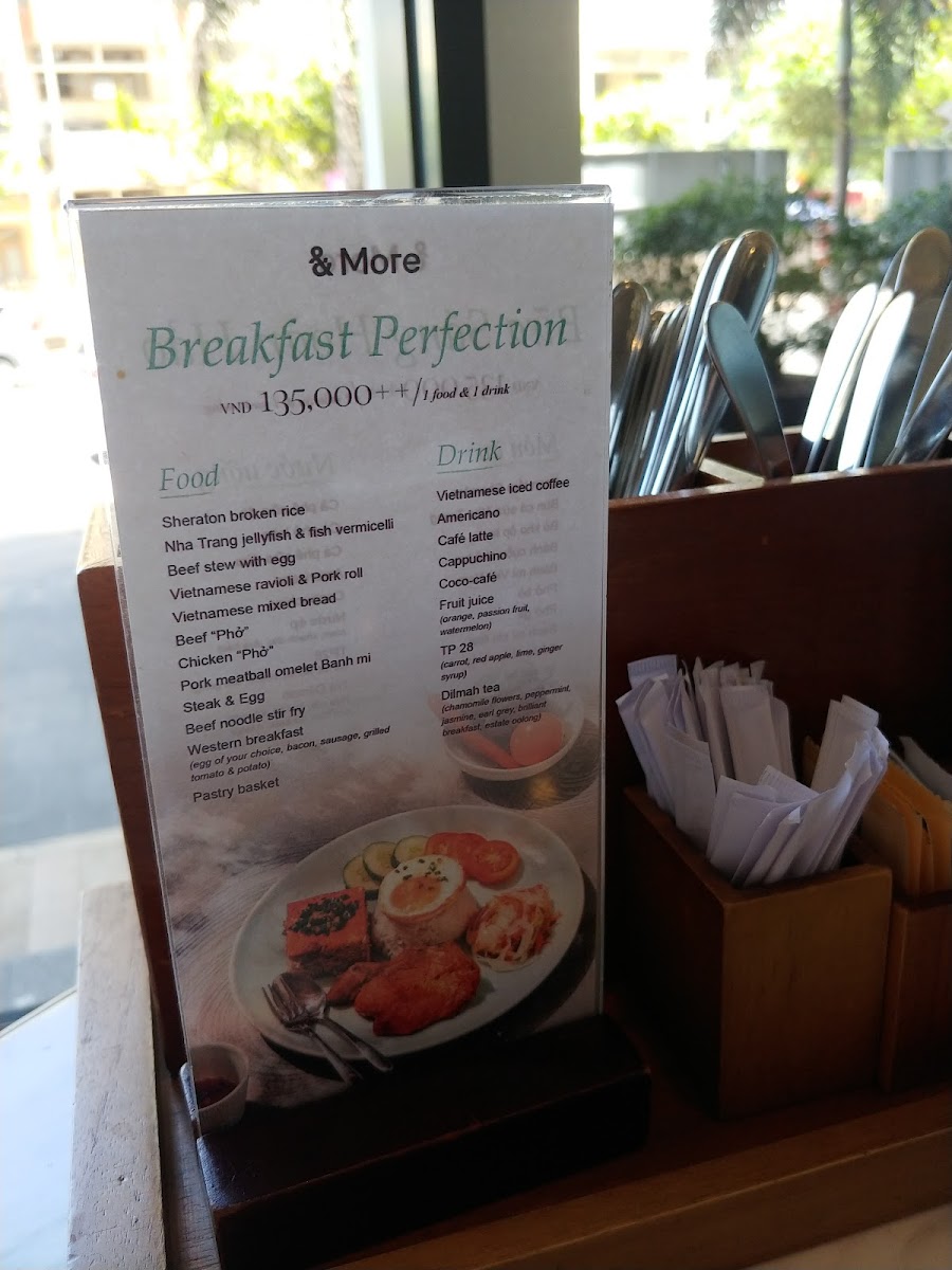 & More by Sheraton - Café & Lounge - 10