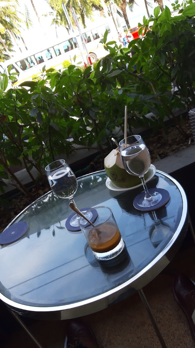 & More by Sheraton - Café & Lounge - 7