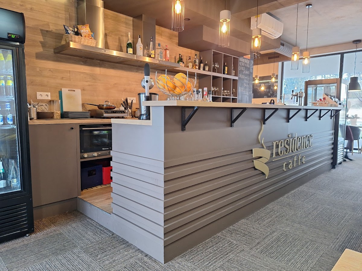 Residence caffe / Street caffe