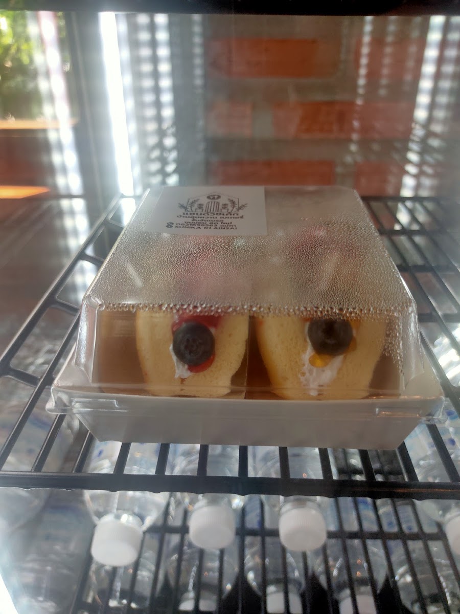 Little Art Coffee - 8