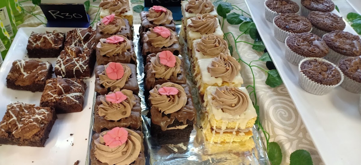 Poetsies Gifts & Deli - 2