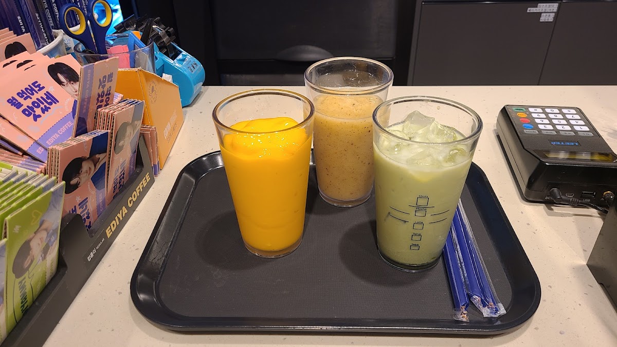 Ediya Coffee Gangneung Hoesan Branch - 2