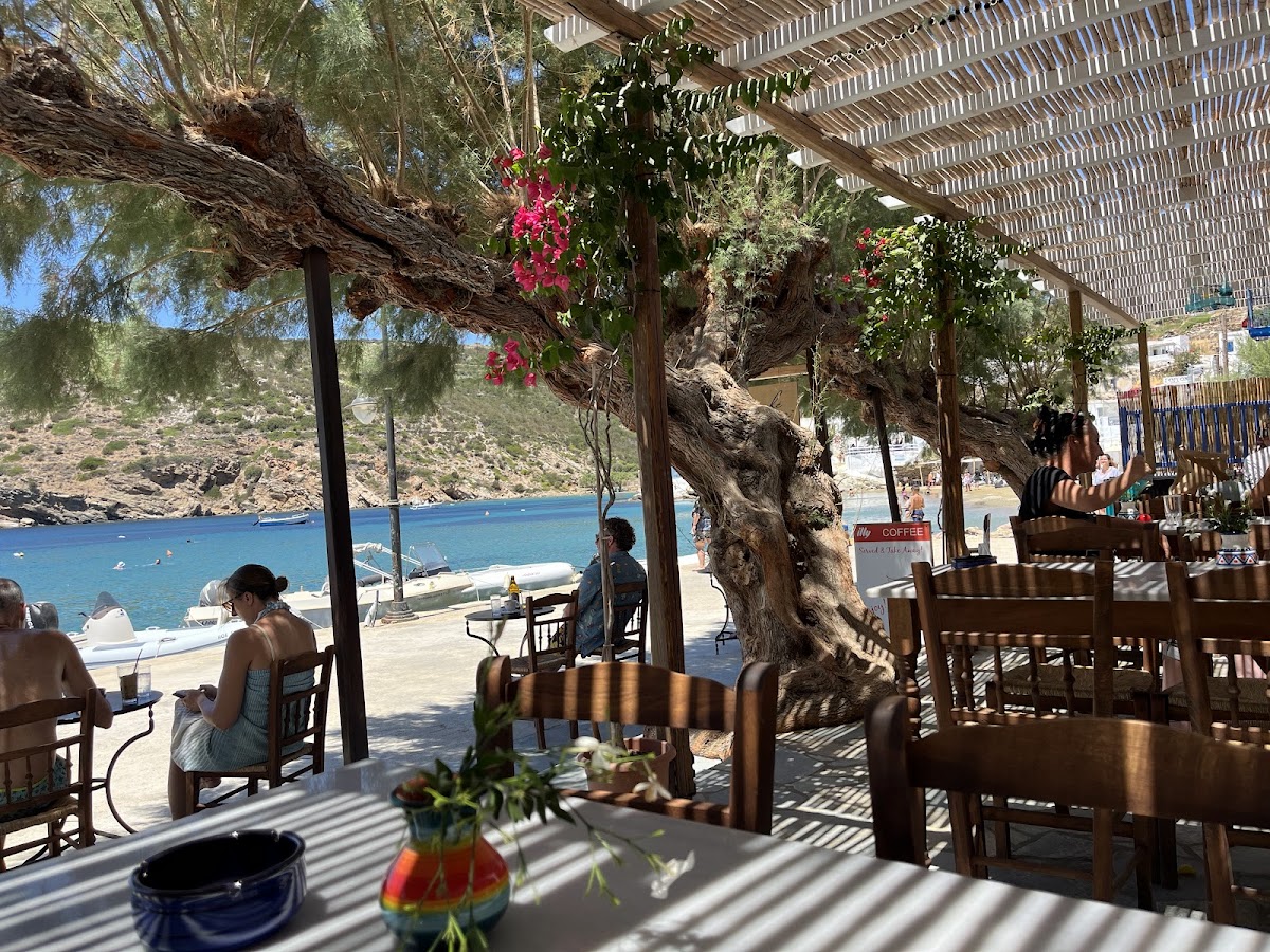 Καφέ Captain George