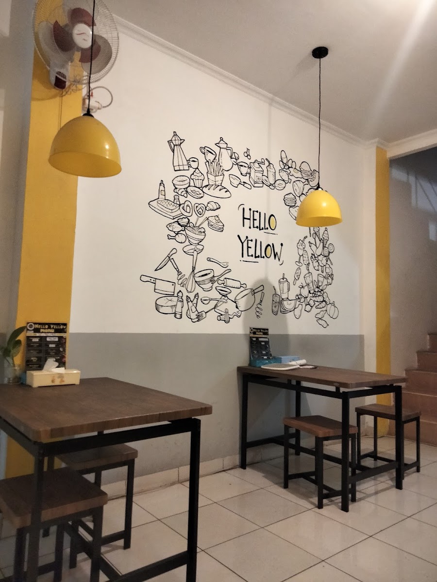 Hello Yellow Cafe & Coffee