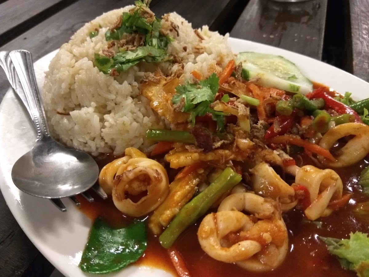 Pelak Cafe And Barbershop