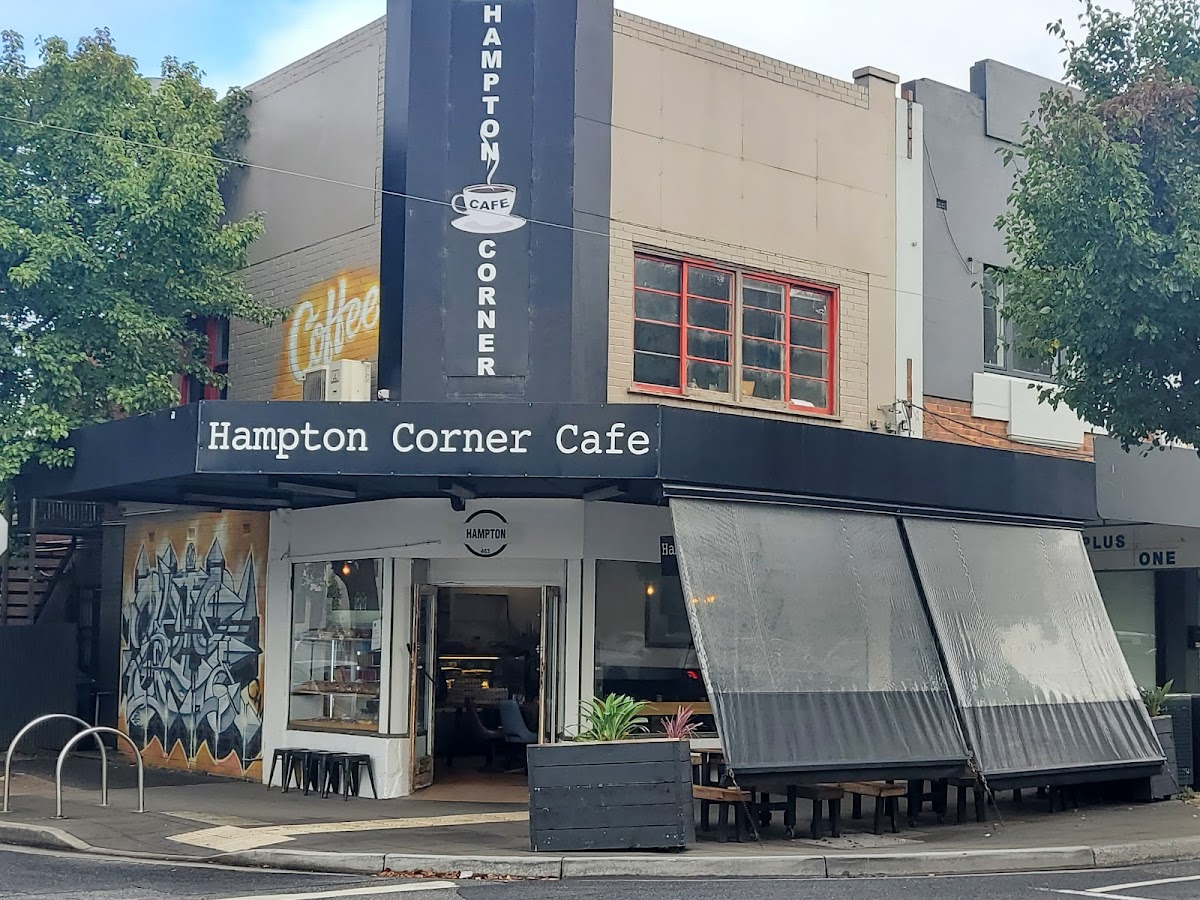 Hampton Corner Cafe/Bakery