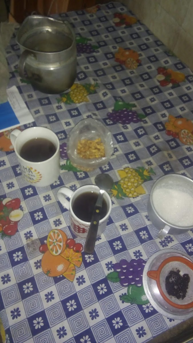 Café & Mbehu El Amigo