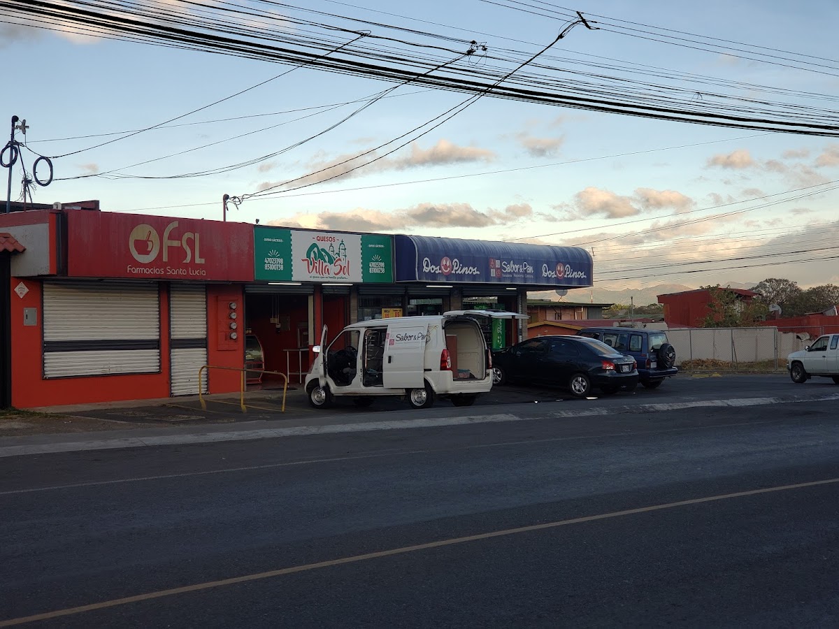Panadería Sabor y Pan • Ciruelas