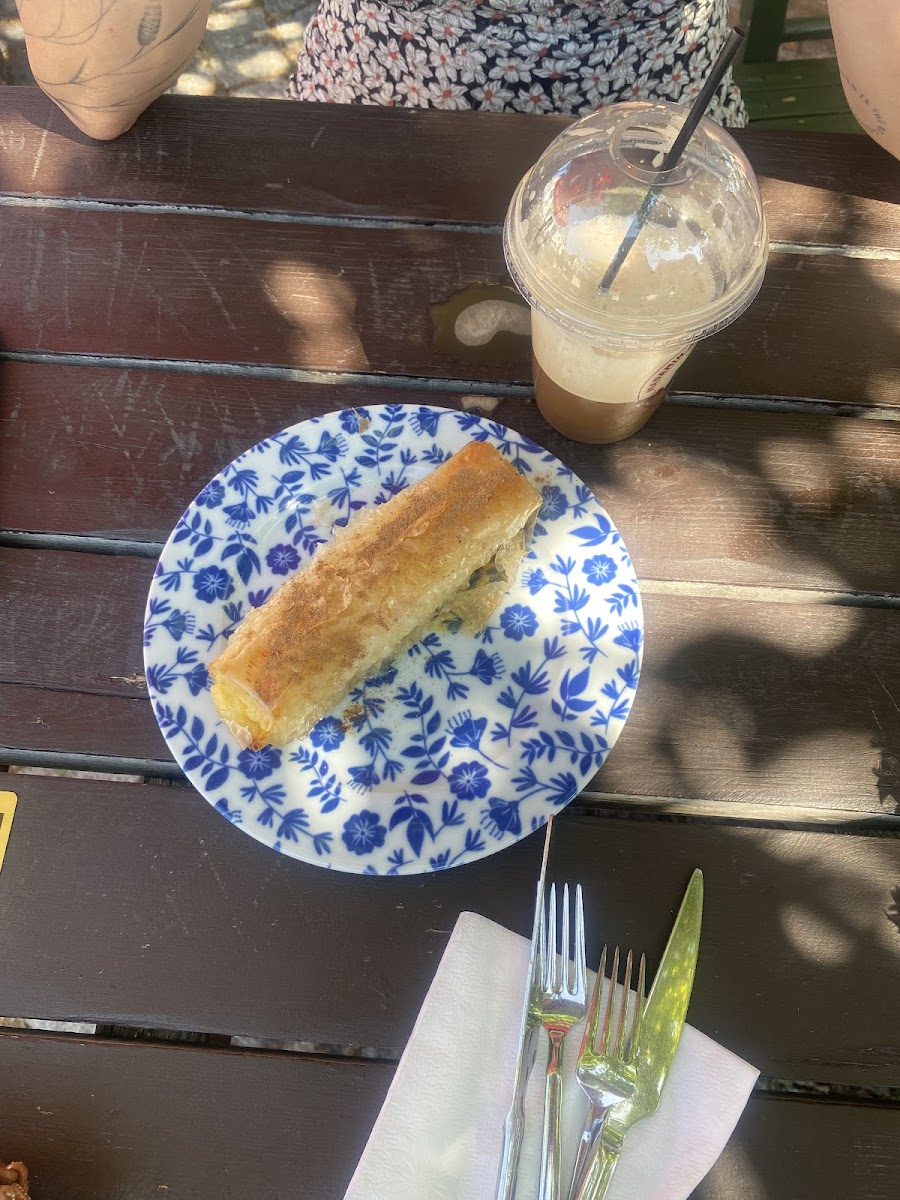 Madamın Asmalı Kahvesi - 9