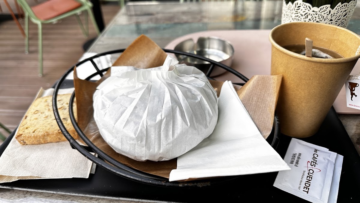 Bagel and Juice Factory - 8