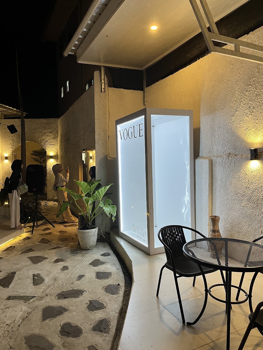 BLV Coffee & Space - 4