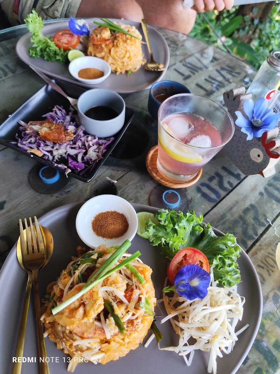 Cafe by the Bay - Ao Por - 7