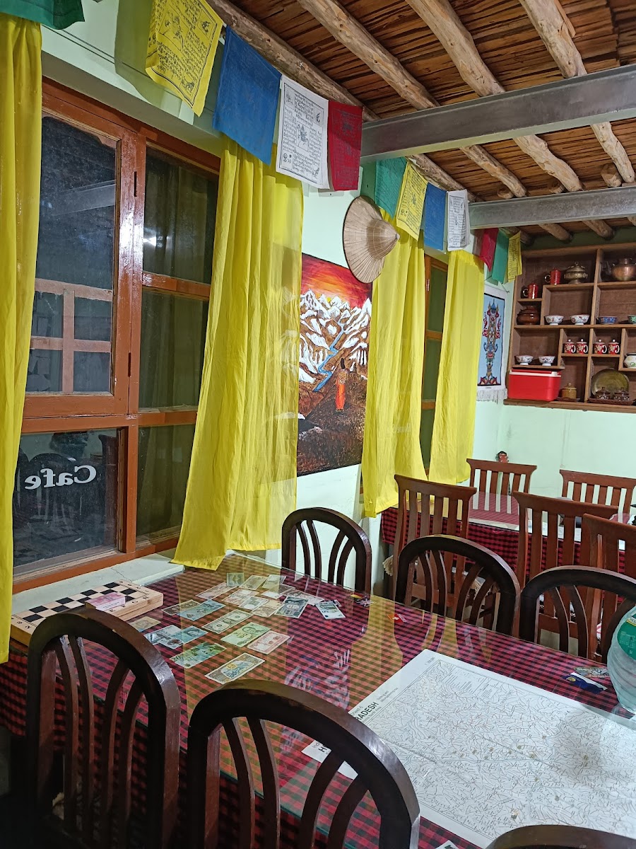 Manirang Cafe and Homestay