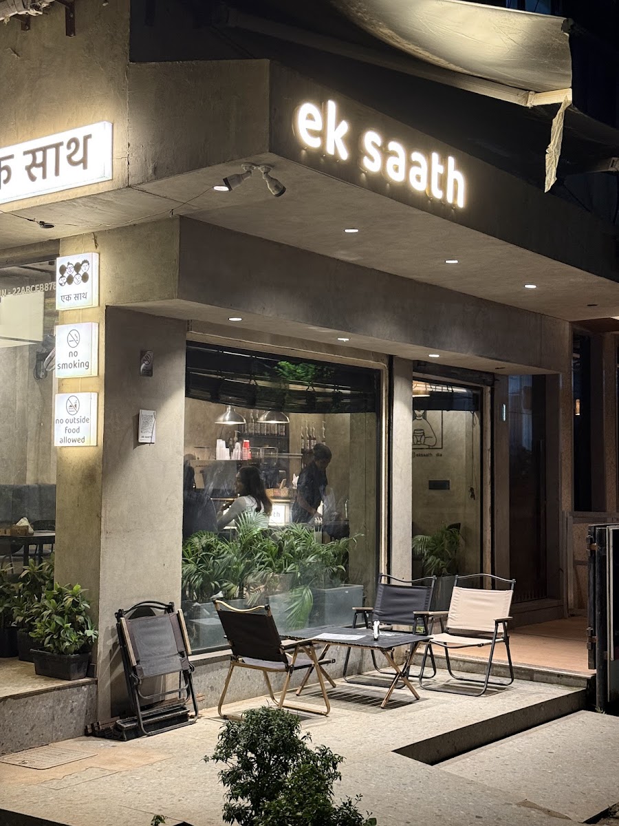 Ek Saath Specialty Coffee & Pizzeria