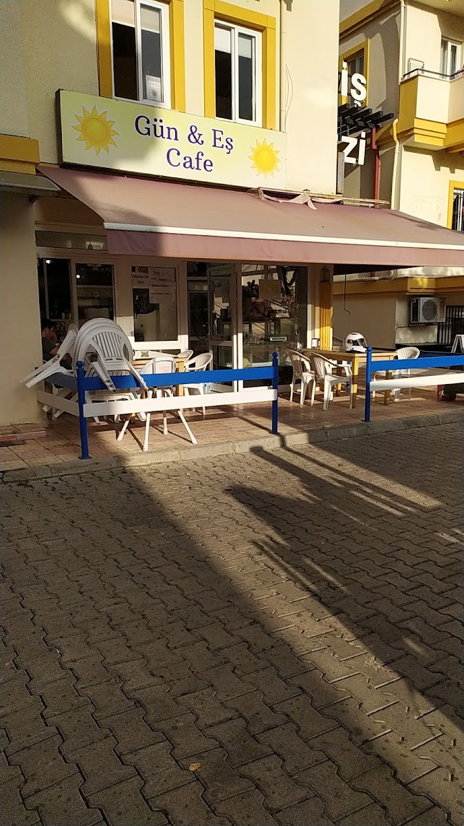 Gün & Eş Cafe