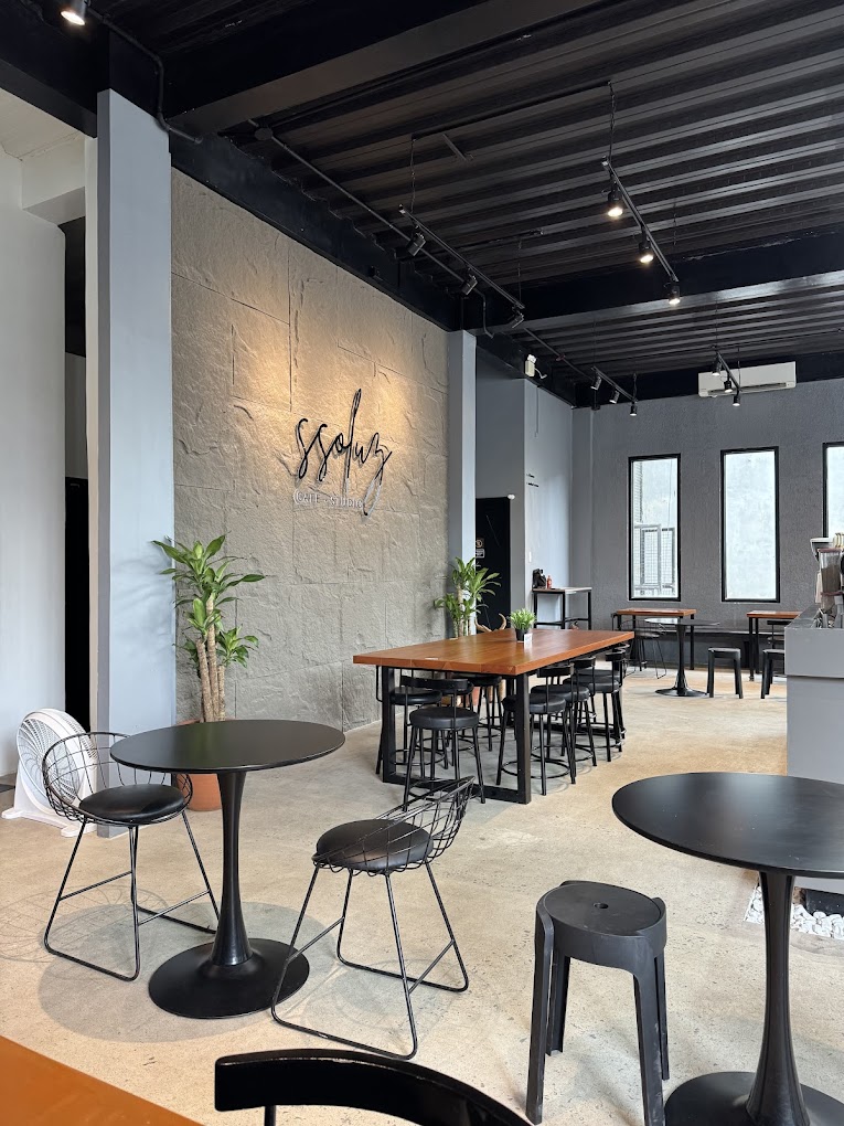 Ssoluz Cafe and Studio